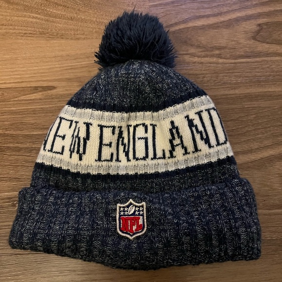 Patriots NFL Beanie - Picture 3 of 3